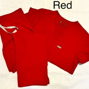 Women's Red Figs Scrub Set